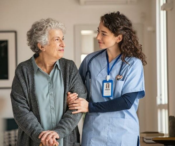 طريقة استقدام ممرض مع الشروط والتكاليف 2025 14 طريقة استقدام ممرض