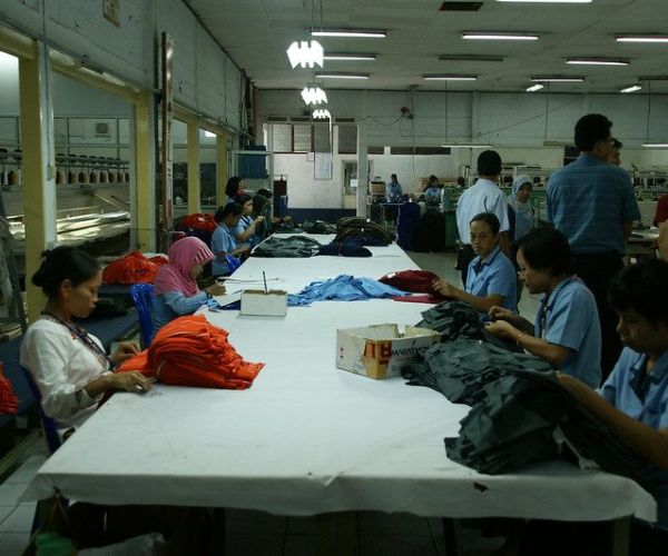 استقدام عاملات اندونيسيا | خطوات وشروط الاستقدام 2025 8 استقدام عاملات اندونيسيا