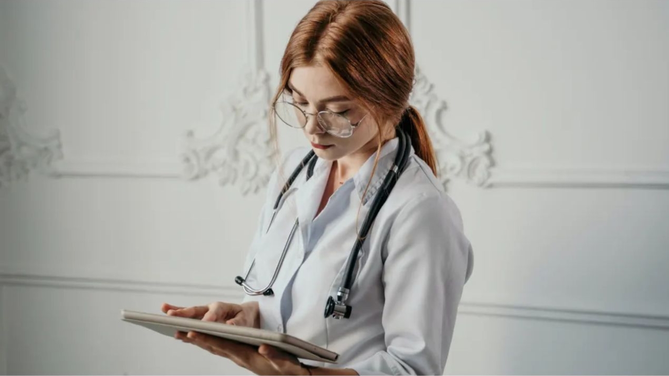 طريقة استقدام ممرض