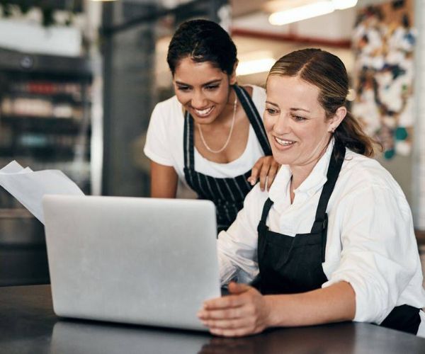 دليل شروط استقدام عمال مطعم من اندونيسيا 2025 28 شروط استقدام عمال مطعم